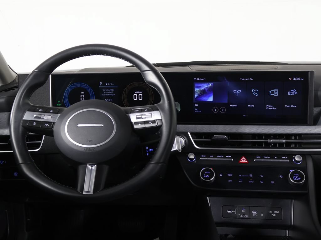 Used 2025 Hyundai Sonata SEL FWD image 30