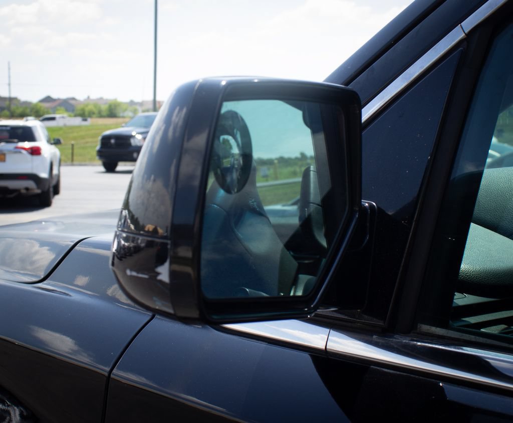 Used 2015 Chevrolet Tahoe LT AWD/4WD image 5
