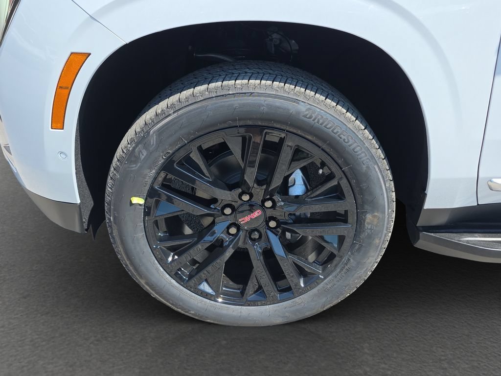 New 2026 GMC Yukon XL Denali w/ Advanced Technology Package AWD/4WD image 4