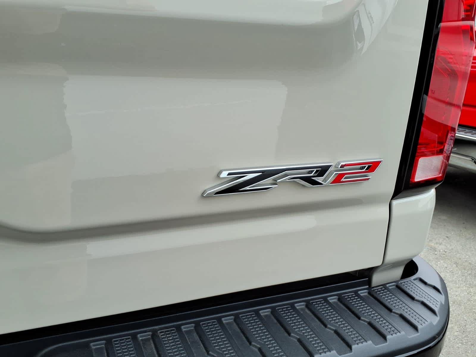 Used 2026 Chevrolet Silverado 2500 ZR2 AWD/4WD image 18