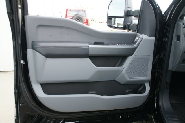 New 2026 Ford F350 XL w/ STX Appearance Package AWD/4WD image 15