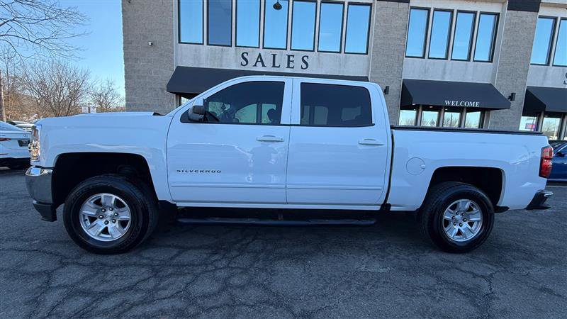 Used 2018 Chevrolet Silverado 1500 LT w/ All Star Edition image 2