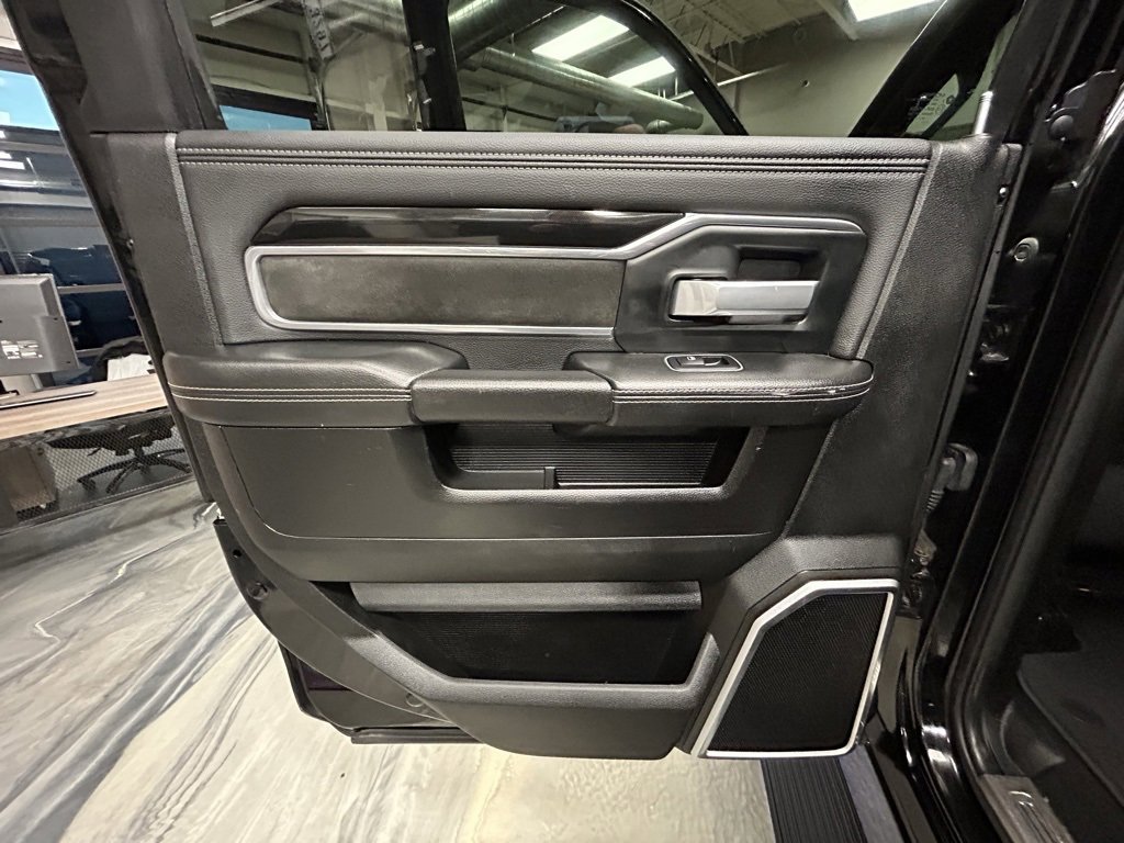 Used 2020 RAM 2500 Laramie w/ Night Edition image 50