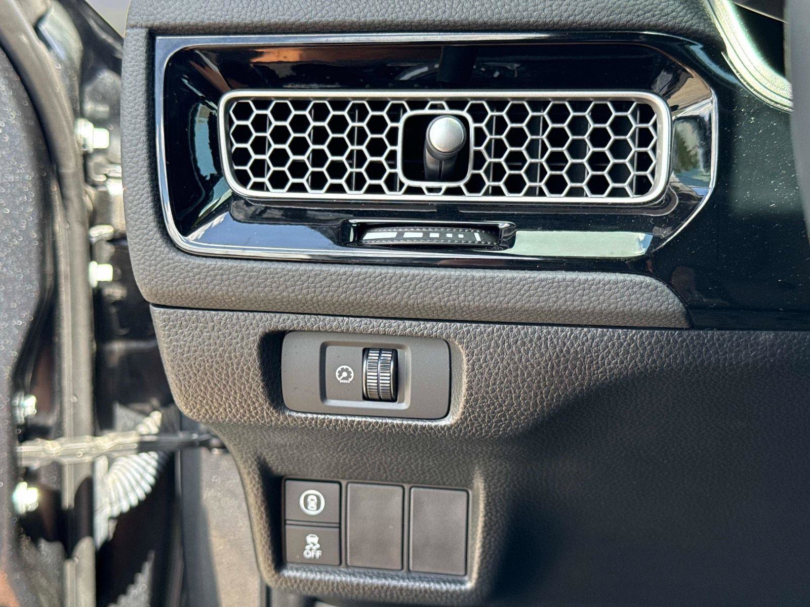 Certified 2024 Honda Civic Sport image 29