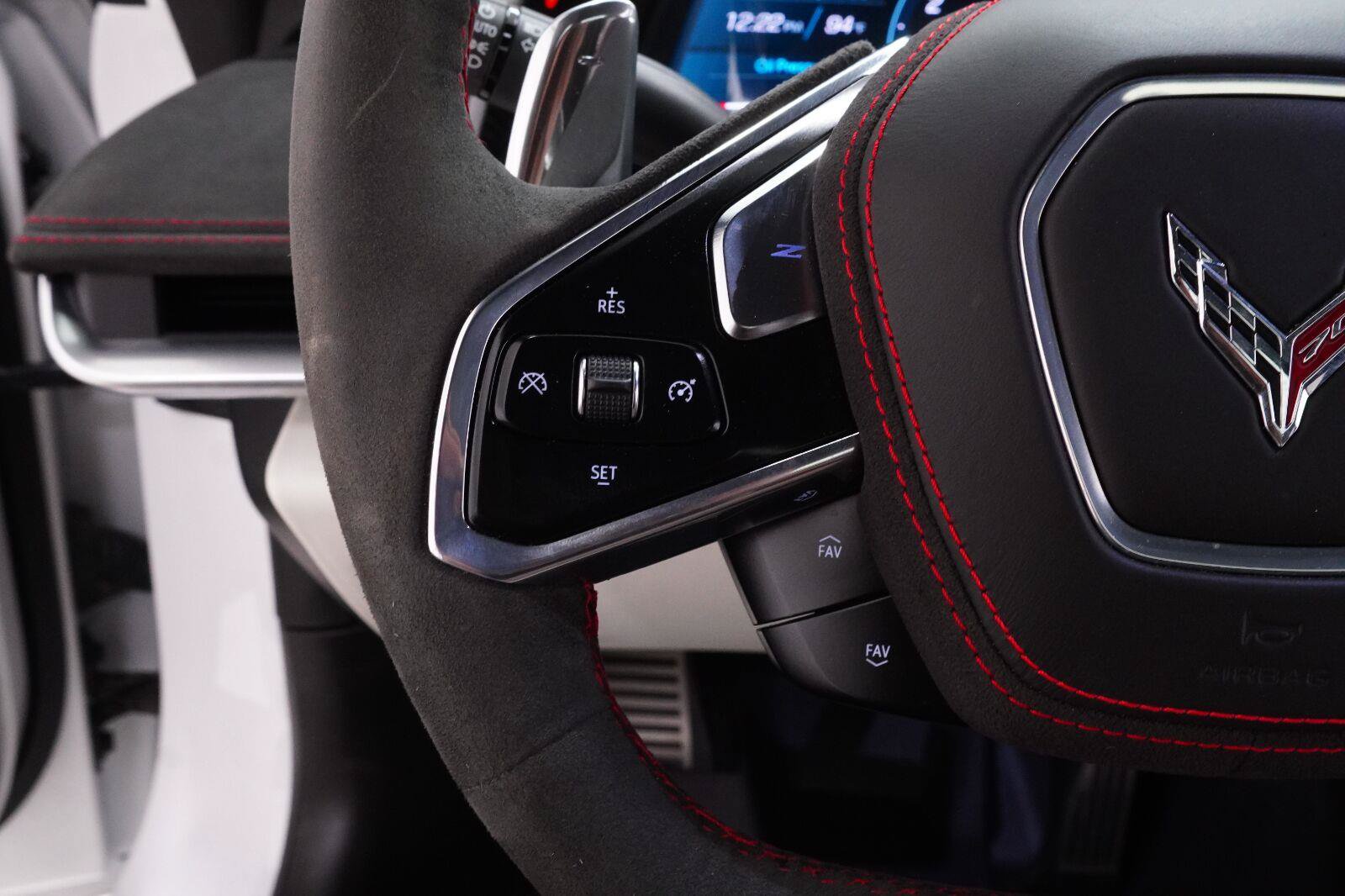 Used 2023 Chevrolet Corvette Stingray Premium Conv RWD image 8