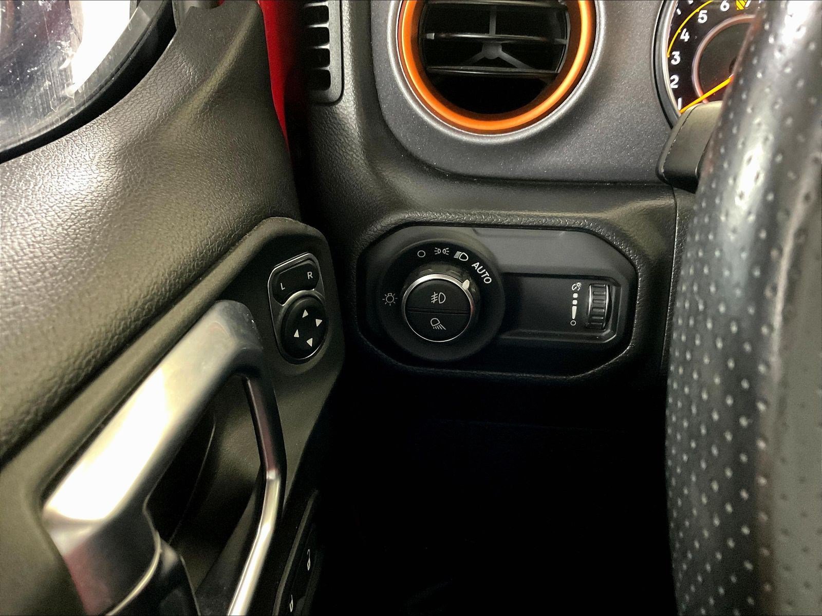 Used 2023 Jeep Gladiator Mojave w/ Cold Weather Group AWD/4WD image 16