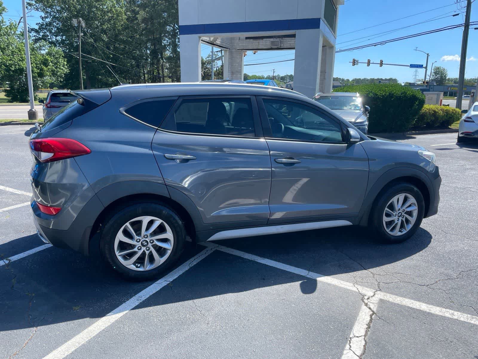Used 2017 Hyundai Tucson Eco w/ Cargo Package AWD/4WD image 6