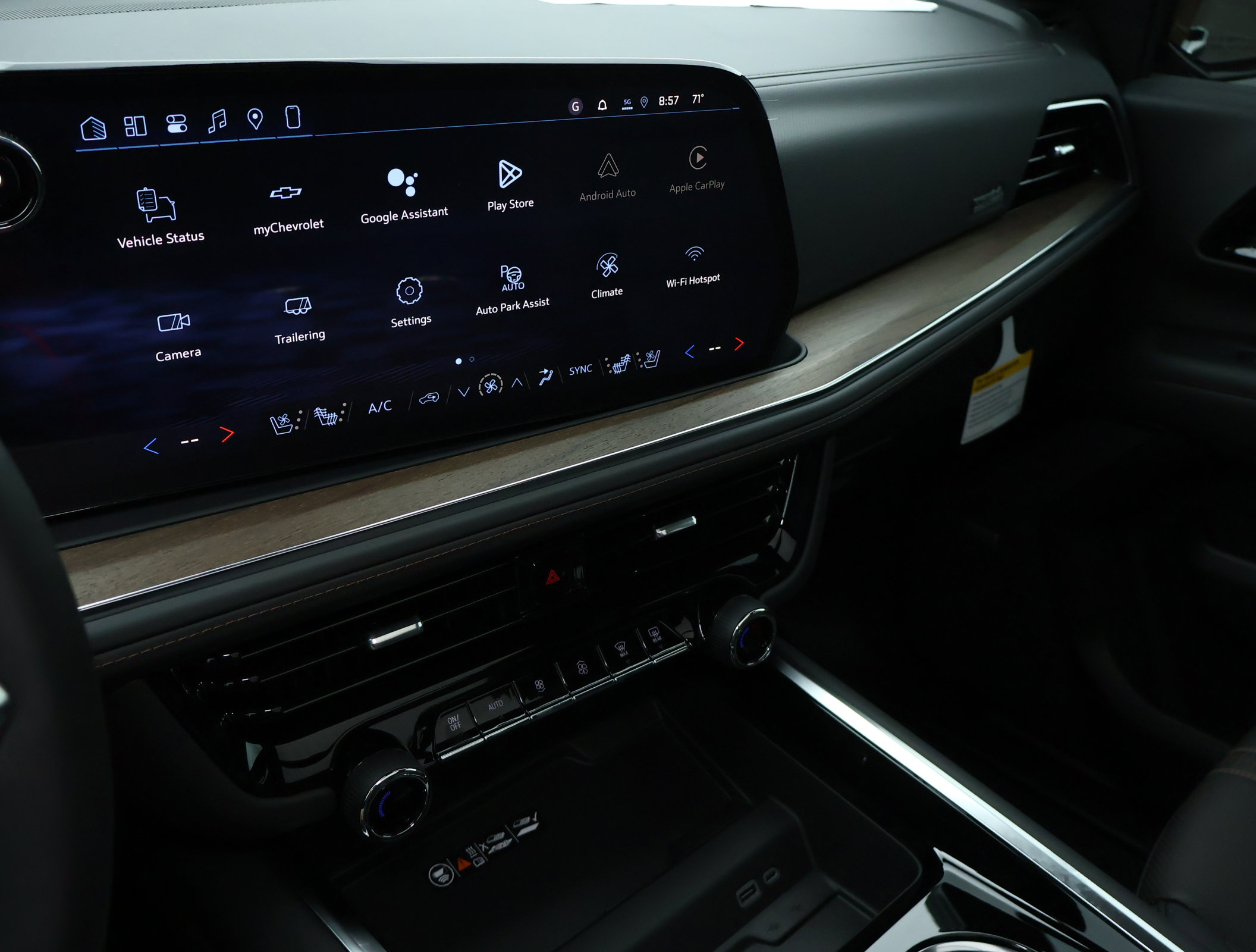New 2026 Chevrolet Tahoe High Country AWD/4WD image 21