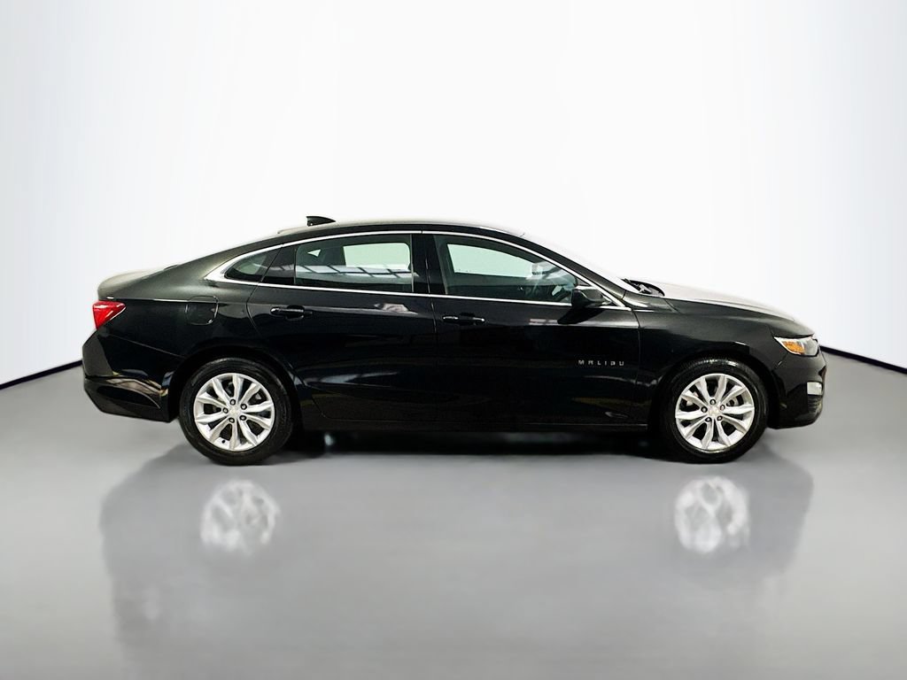 Used 2023 Chevrolet Malibu LT w/ Driver Confidence Package FWD image 9
