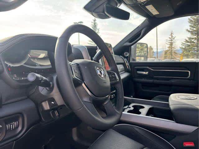 New 2025 RAM 3500 Laramie AWD/4WD image 20