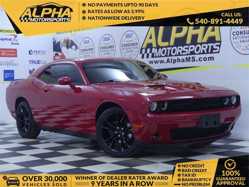 Used 2016 Dodge Challenger SXT w/ Blacktop Package RWD image 1