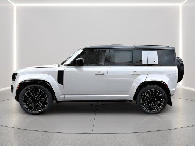 New 2026 Land Rover Defender 110 OCTA AWD/4WD image 7
