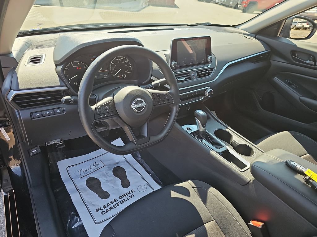 Used 2025 Nissan Altima 2.5 S image 20