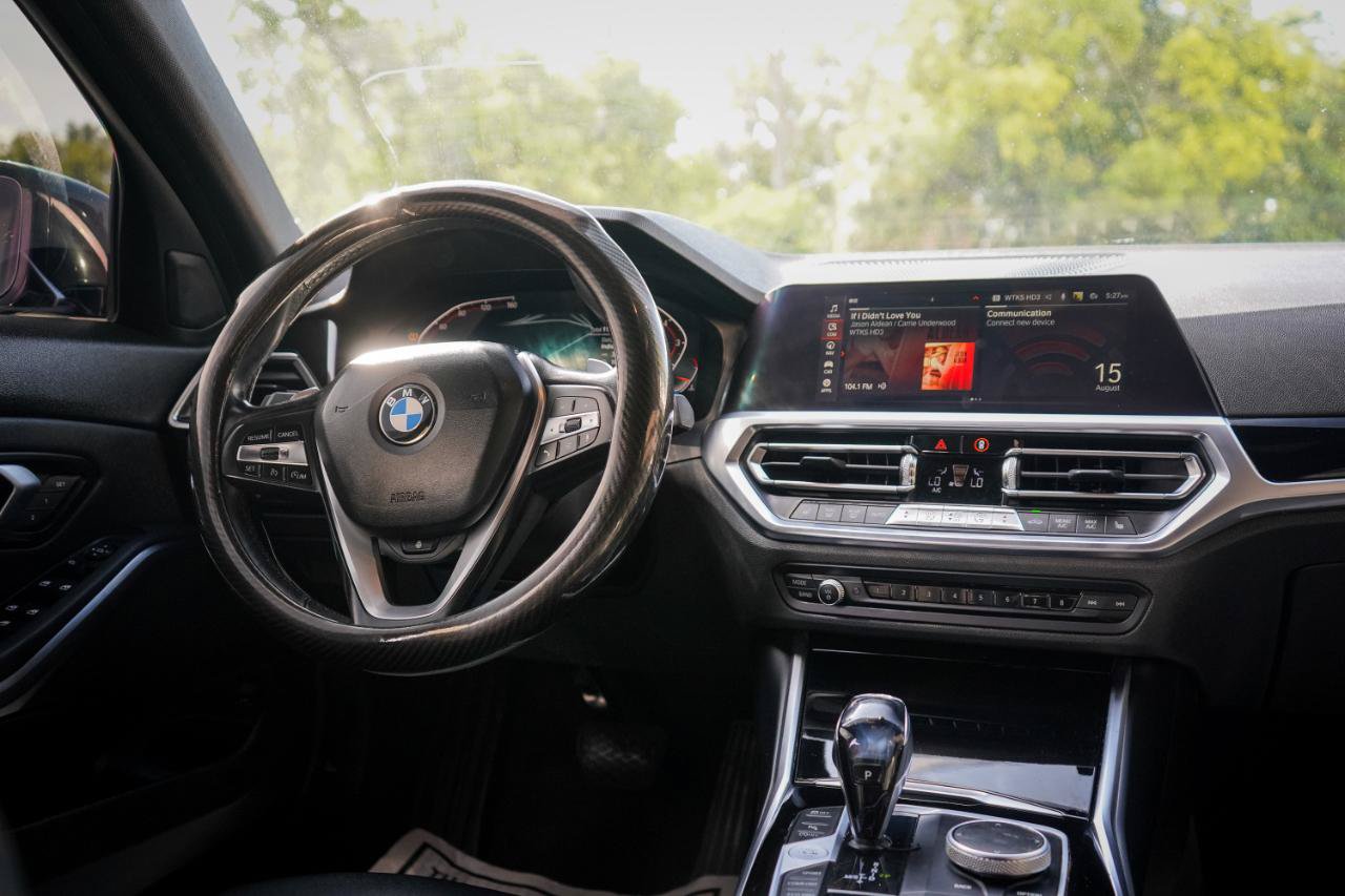 Used 2019 BMW 330i xDrive Sedan w/ Convenience Package AWD/4WD image 10