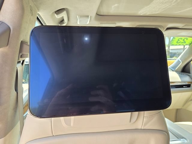 Used 2023 Cadillac Escalade Sport Platinum AWD/4WD image 21
