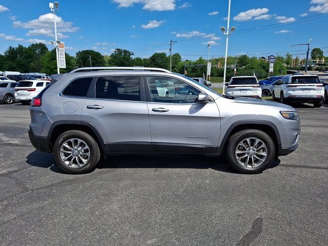 Certified 2021 Jeep Cherokee Latitude Lux w/ Sun & Sound Group AWD/4WD image 9