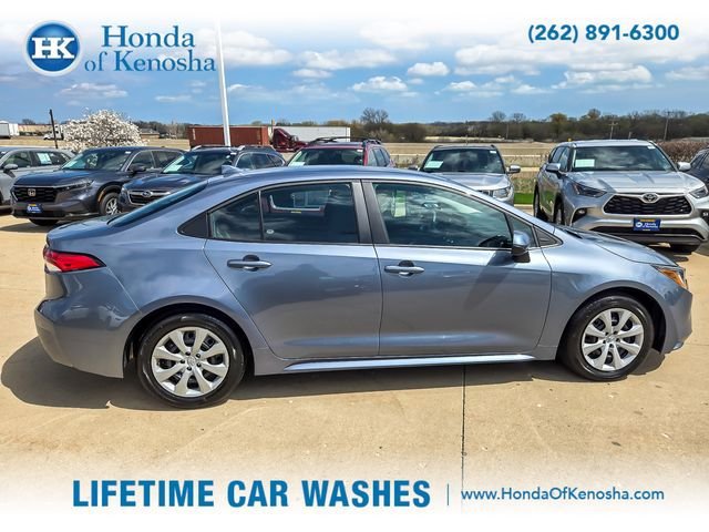 Used 2024 Toyota Corolla LE FWD image 6