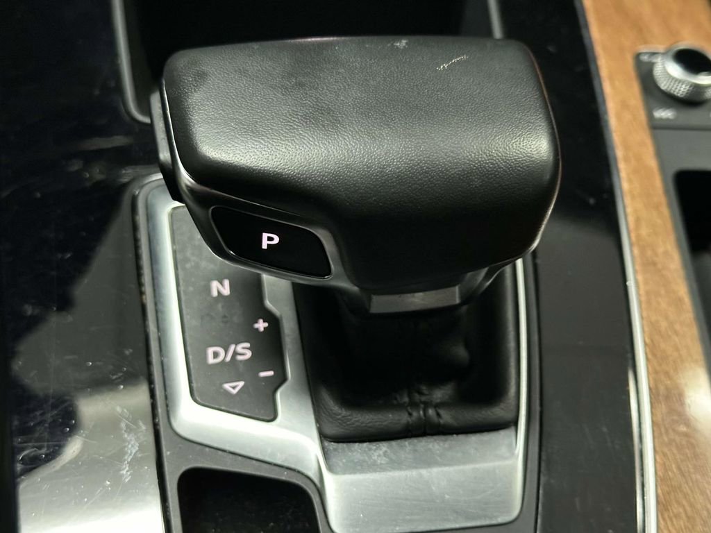 Used 2022 Audi Q5 2.0T Premium image 23