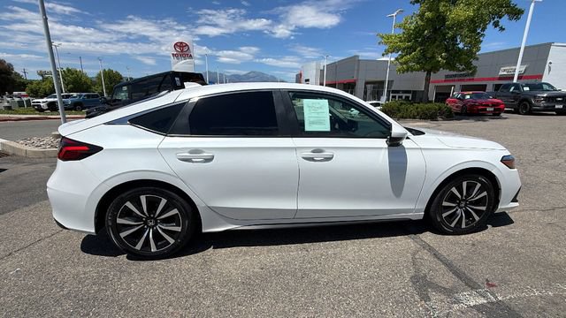 Used 2024 Honda Civic EX-L image 3