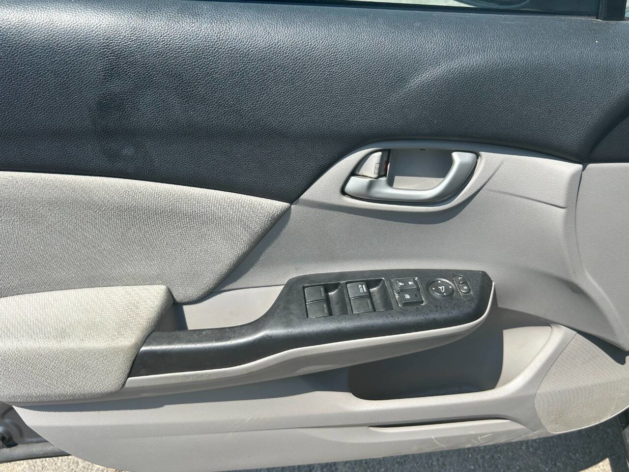 Used 2013 Honda Civic LX image 10