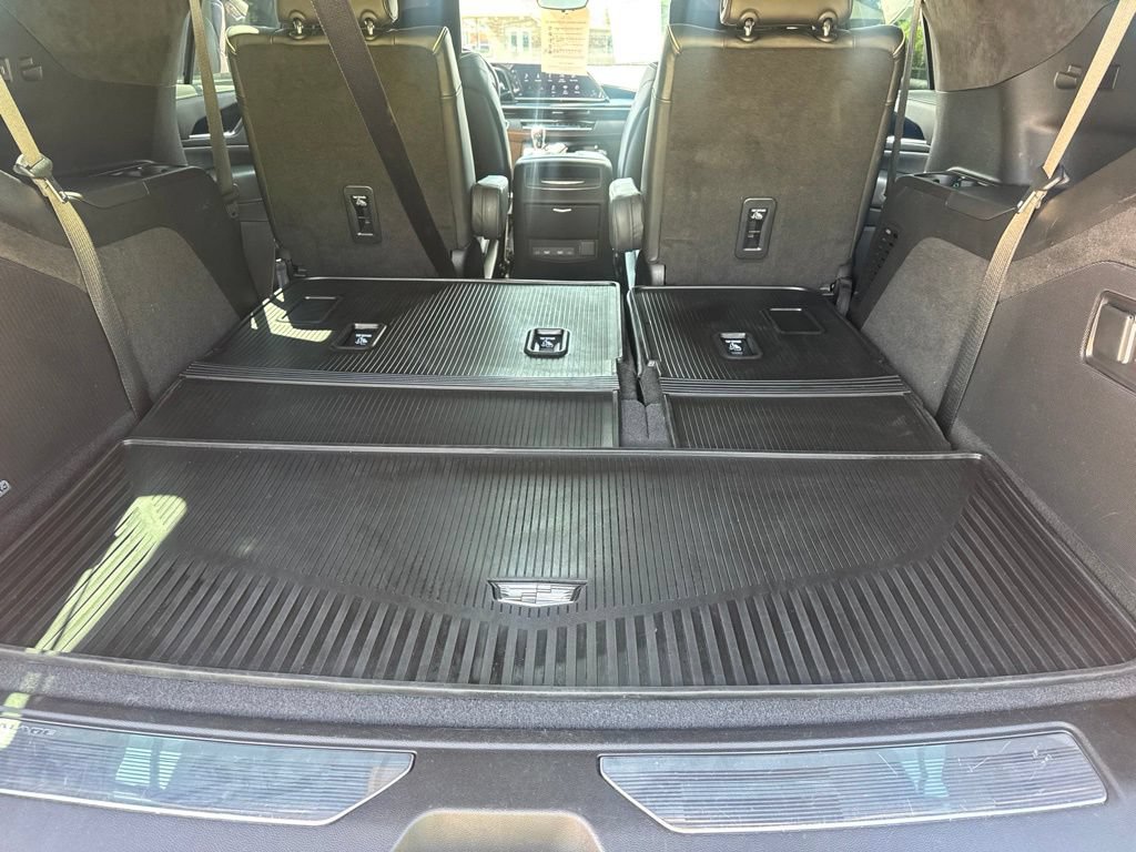 Certified 2023 Cadillac Escalade V w/ Heavy-Duty Trailer Package AWD/4WD image 32