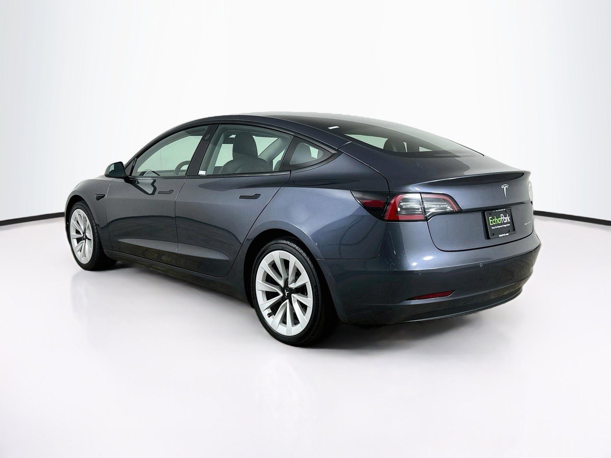Used 2022 Tesla Model 3 Long Range AWD/4WD image 5