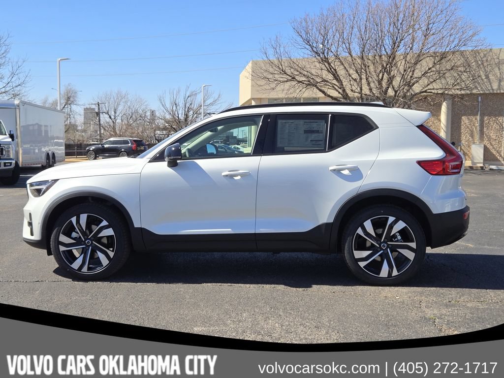 Used 2026 Volvo XC40 B5 Ultra w/ Protection Package Premier AWD/4WD image 3