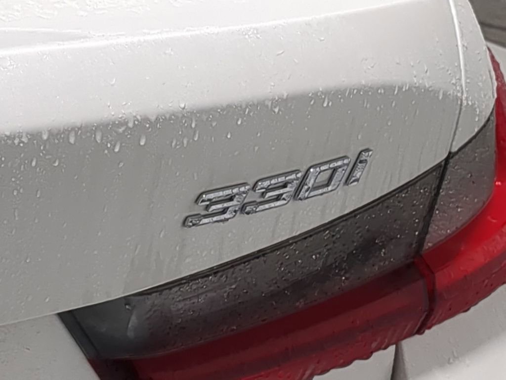 Used 2024 BMW 330i xDrive Sedan w/ Convenience Package image 24