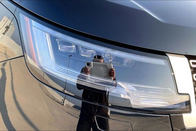 Used 2025 Land Rover Range Rover Long Wheelbase Autobiography image 35