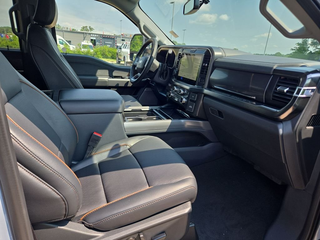 New 2026 Ford F250 Lariat w/ Black Appearance Package AWD/4WD image 34