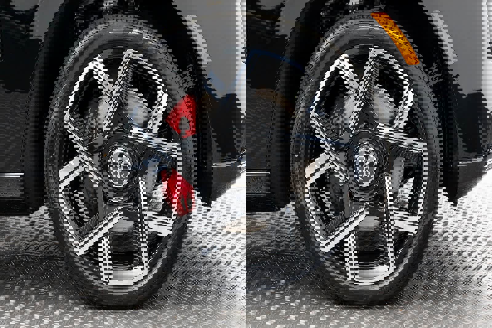 New 2026 Rolls-Royce Cullinan Black Badge image 49