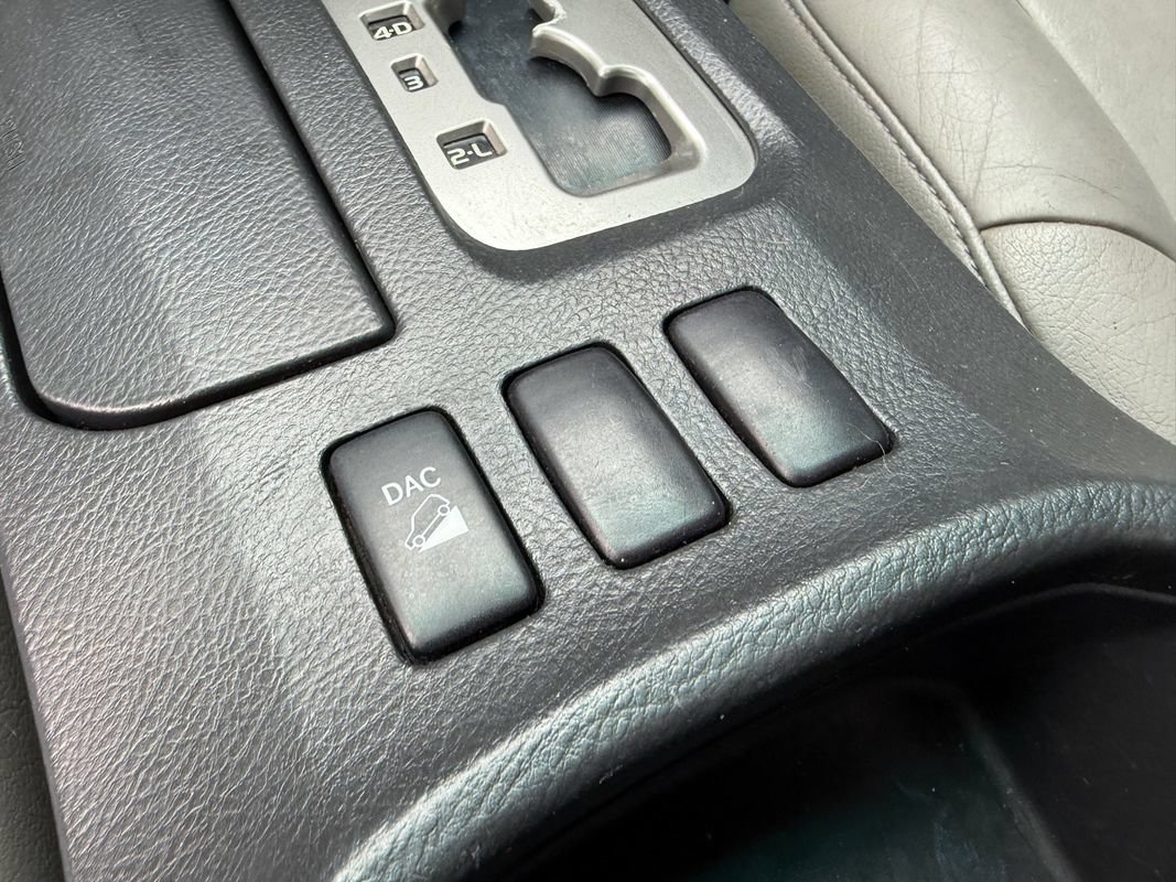 Used 2006 Toyota 4Runner SR5 AWD/4WD image 37