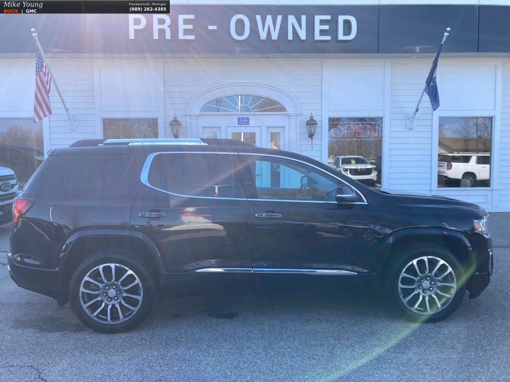 Used 2021 GMC Acadia Denali w/ GMC Pro Grade Package image 4