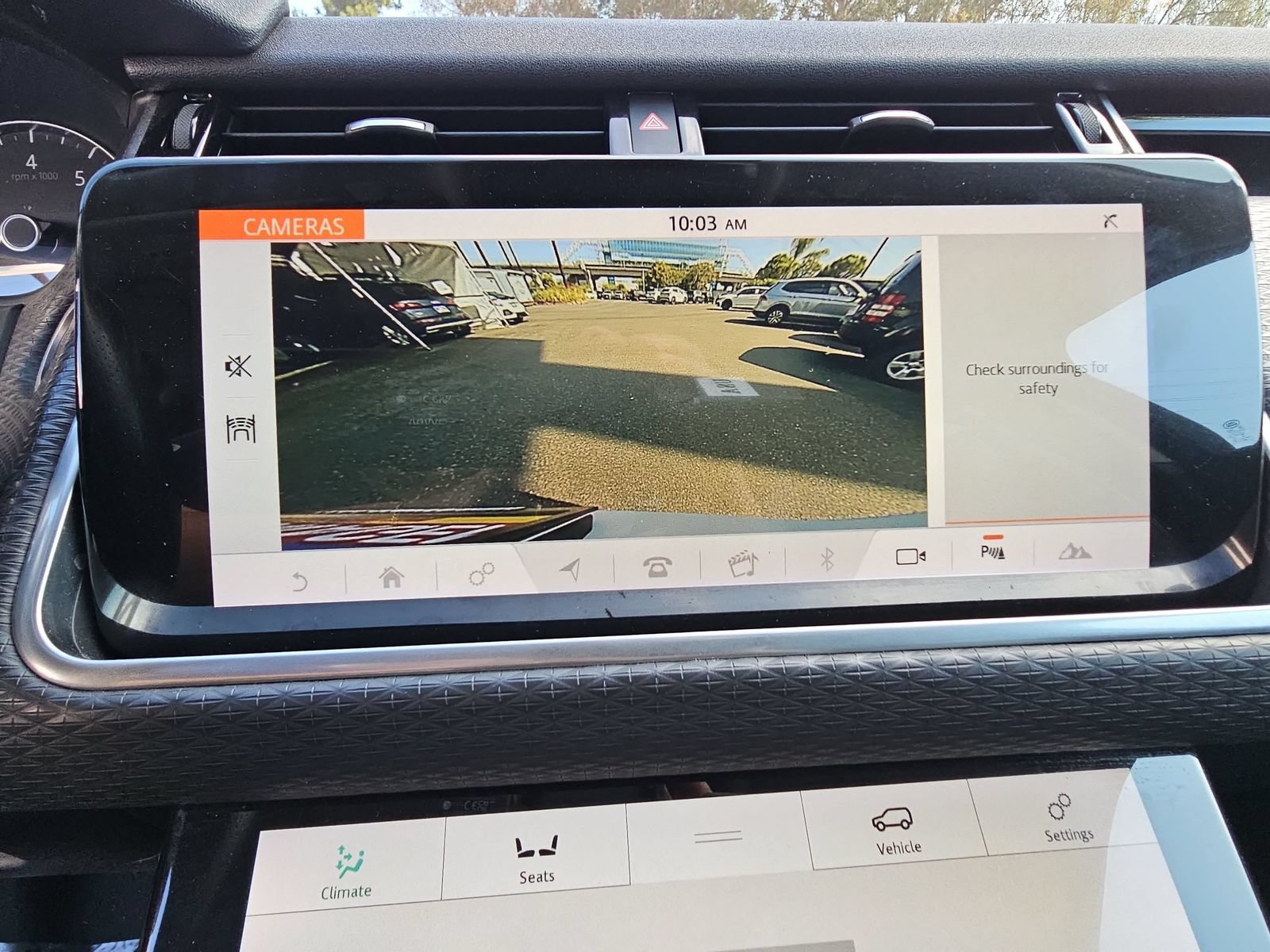 Used 2020 Land Rover Range Rover Velar S AWD/4WD image 22