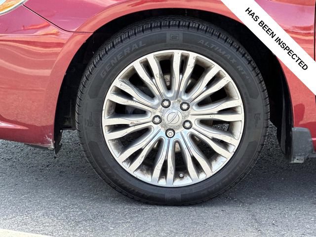 Used 2012 Chrysler 200 Limited FWD image 6