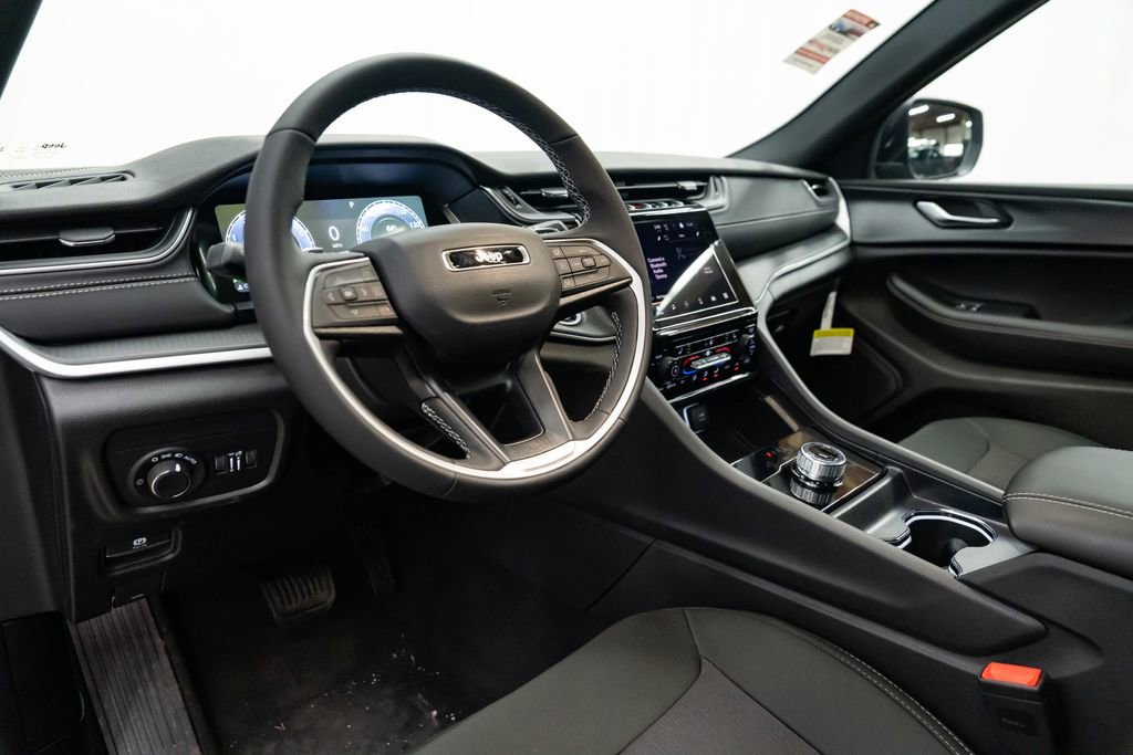 New 2026 Jeep Grand Cherokee L 4WD image 24