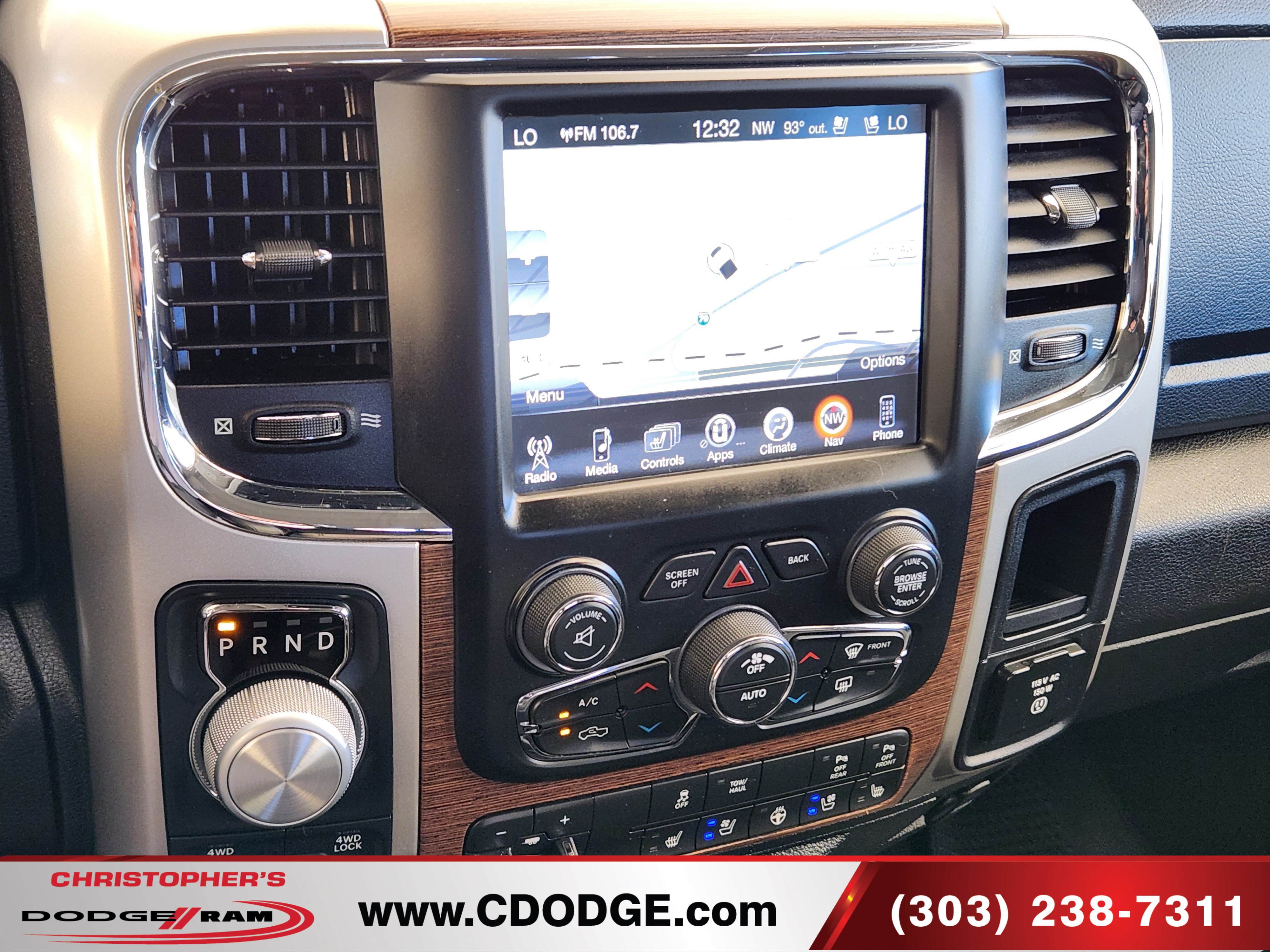 Used 2017 RAM 1500 Laramie w/ Convenience Group AWD/4WD image 12