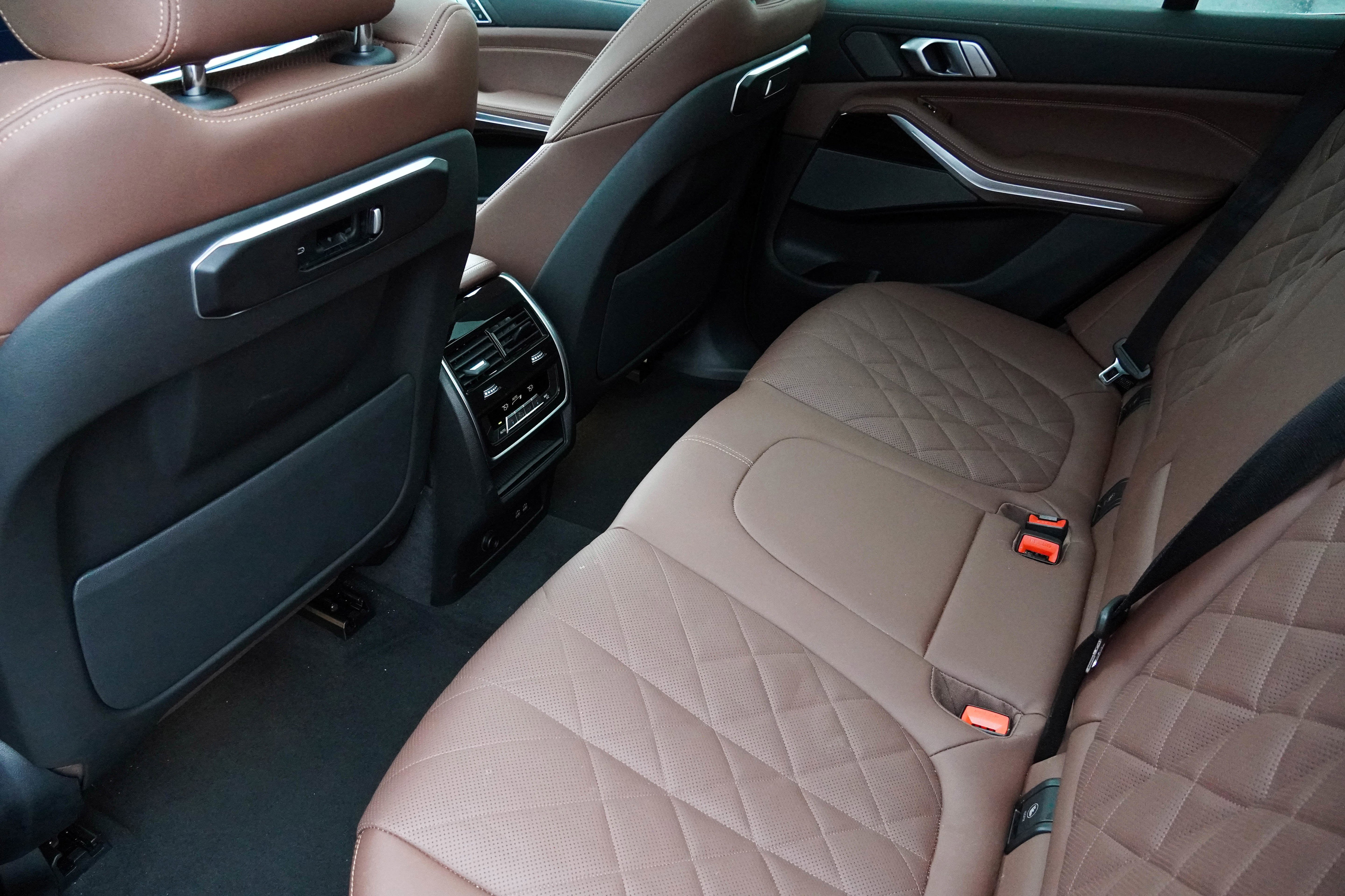 Certified 2025 BMW X5 xDrive40i AWD/4WD image 36