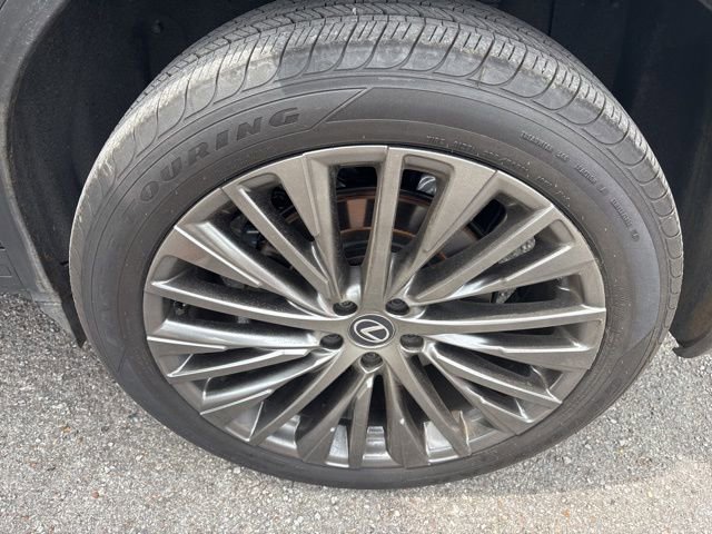 Used 2024 Lexus RX 350 FWD w/ Convenience Package image 6