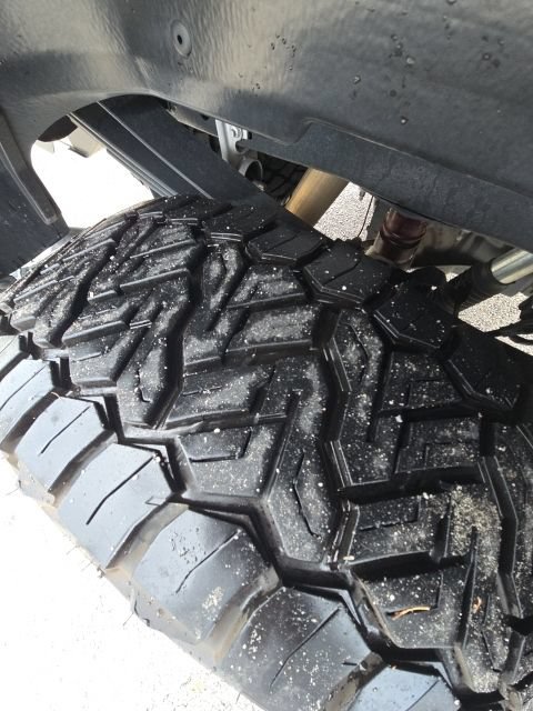 Used 2026 Ford F250 Platinum w/ Tremor Off-Road Package AWD/4WD image 14