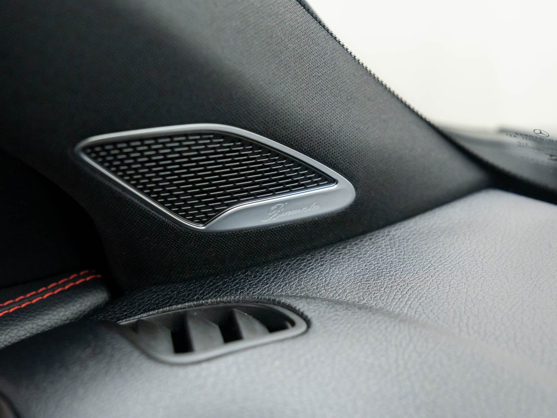 New 2026 Mercedes-Benz GLB 35 AMG 4MATIC image 30