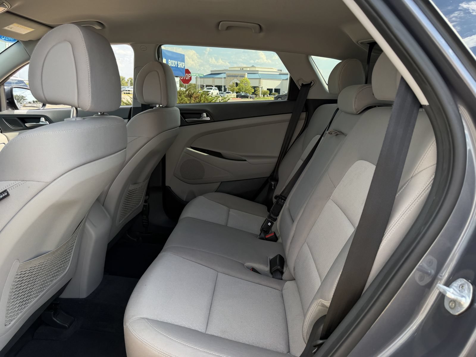 Used 2016 Hyundai Tucson Sport FWD image 28