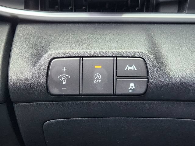 Certified 2023 Hyundai Elantra SE FWD image 15