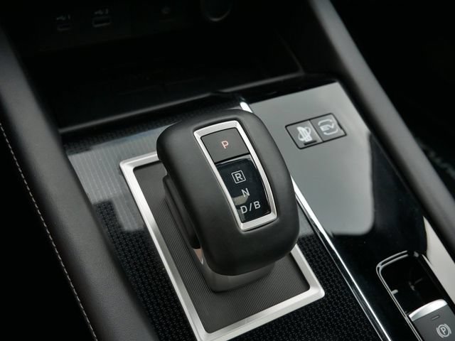 Used 2025 Mitsubishi Outlander SEL Black Edition AWD/4WD image 25
