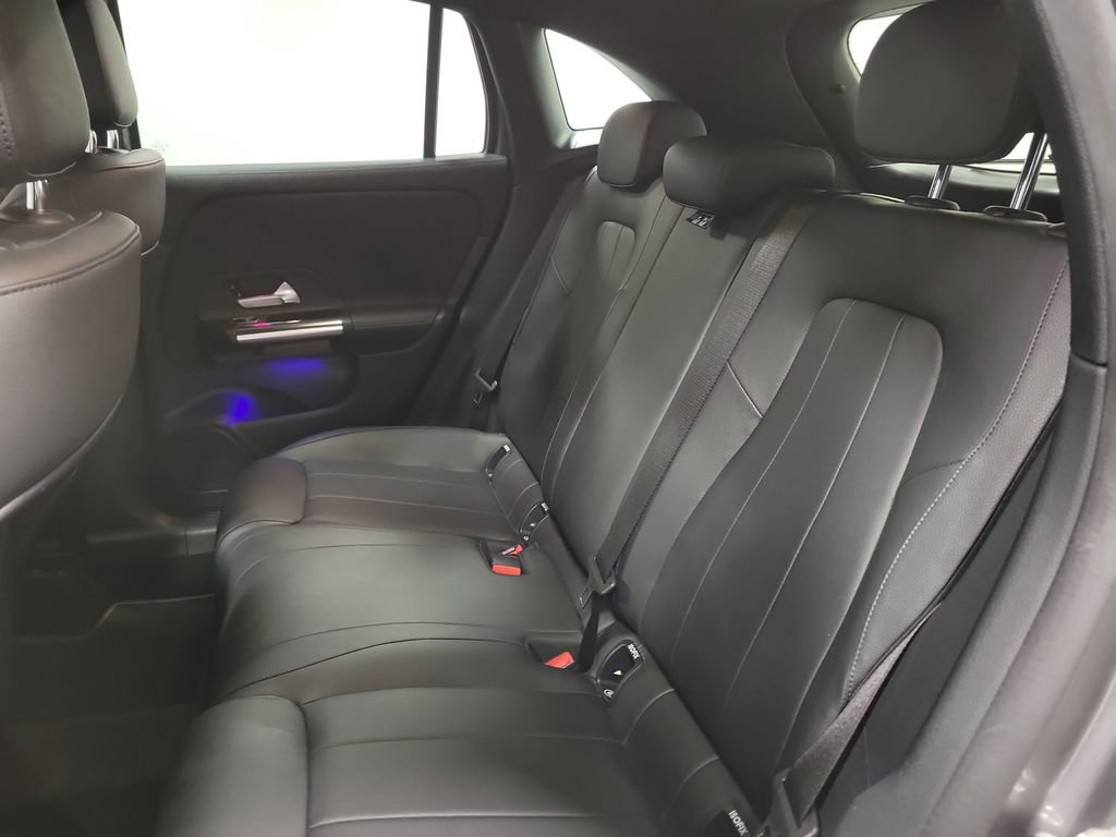 Used 2022 Mercedes-Benz GLA 250 4MATIC image 27