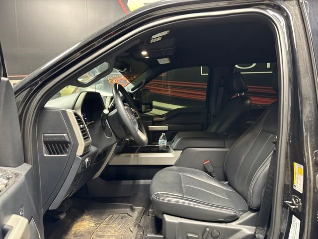 Used 2022 Ford F250 Lariat w/ Lariat Ultimate Package AWD/4WD image 4