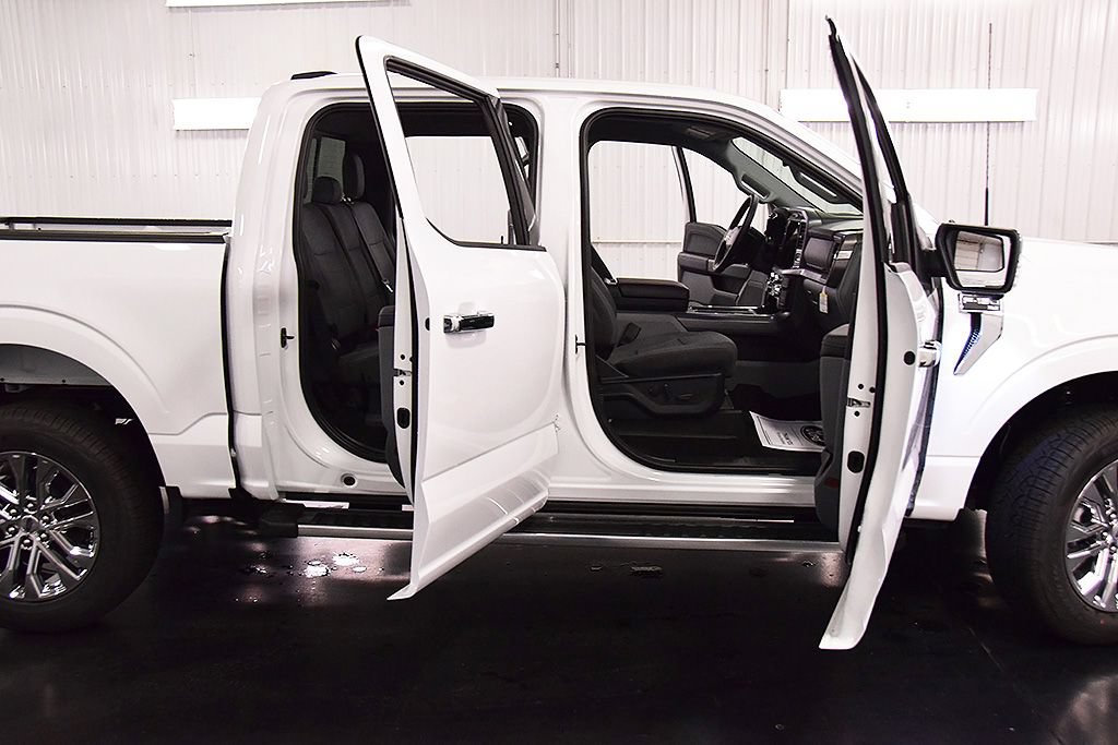New 2026 Ford F150 XLT w/ Equipment Group 302A MID AWD/4WD image 31