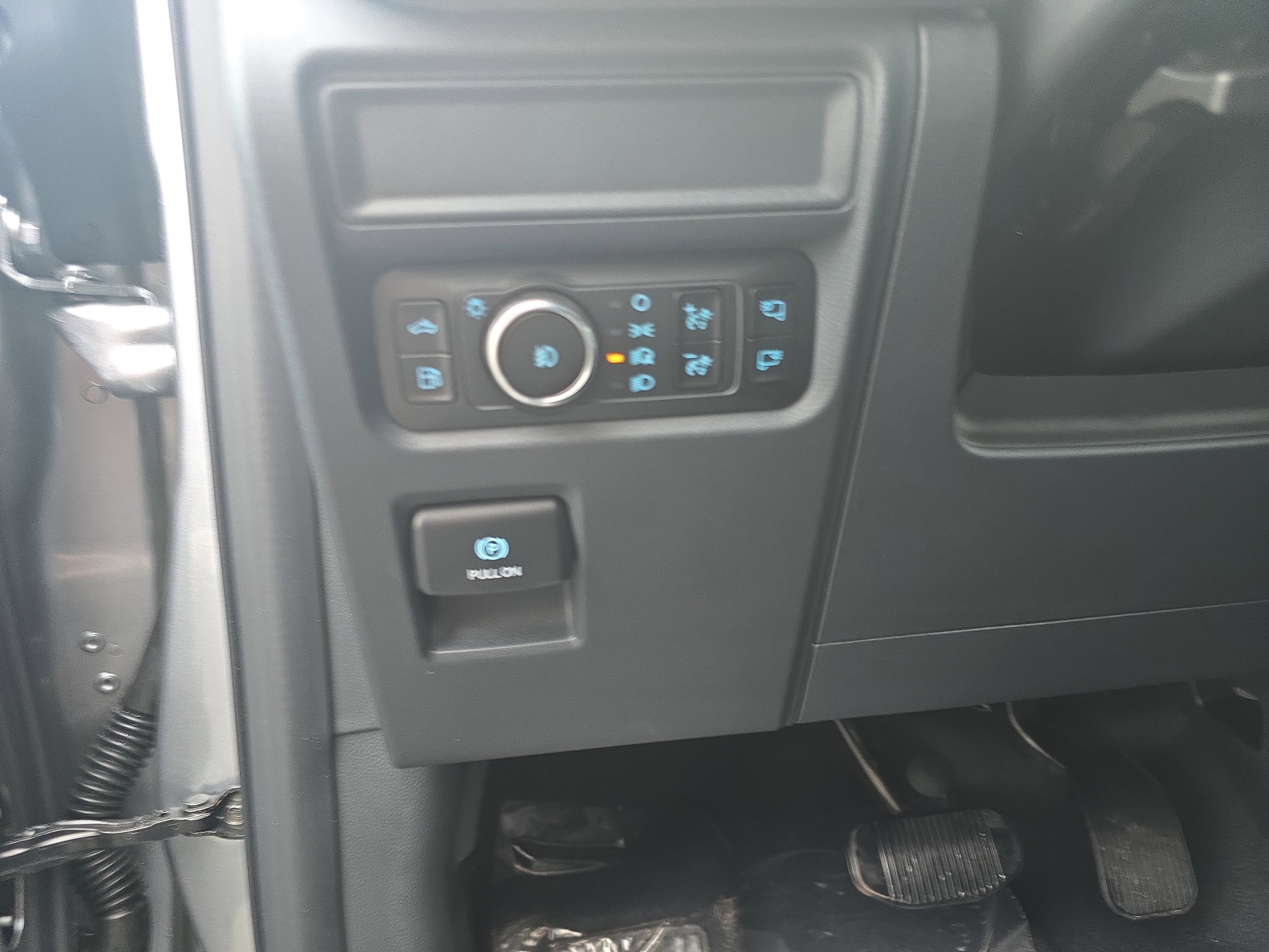 New 2025 Ford F150 XLT image 18