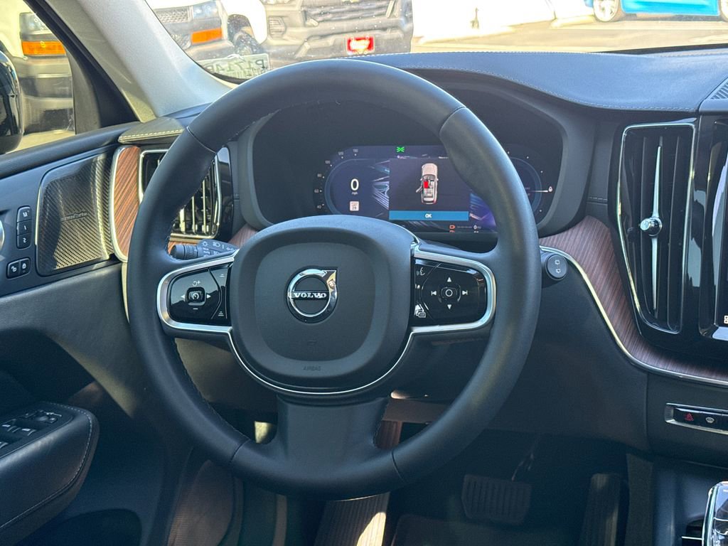 Used 2023 Volvo XC60 T8 Ultimate w/ Climate Package image 21