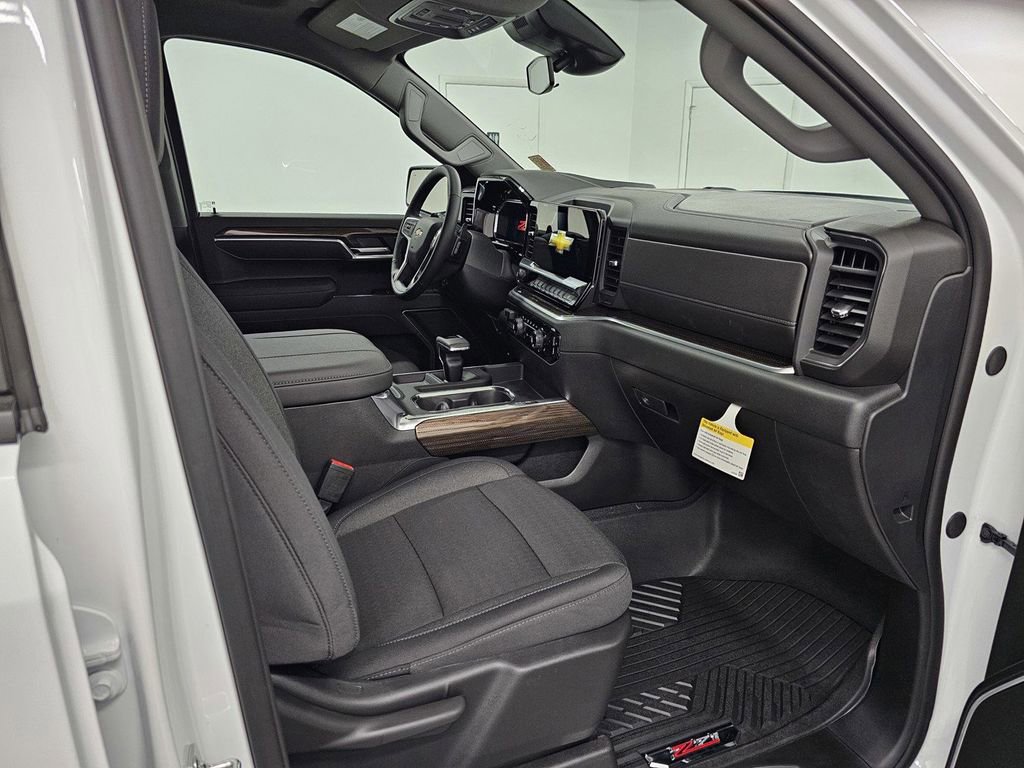 New 2026 Chevrolet Silverado 1500 LT AWD/4WD image 29